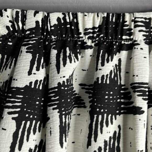 Lush Black and White Checkered Full Mini Skirt Size Small - Picture 4 of 9